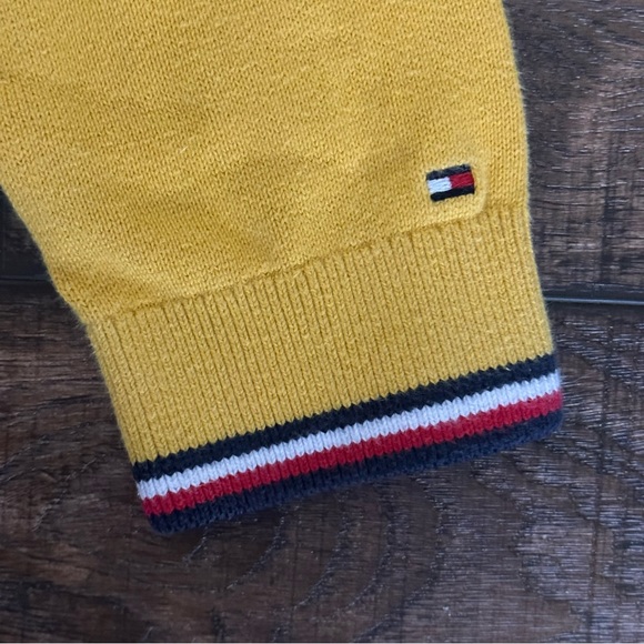 Tommy Hilfiger yellow 1/4 zip pullover - Picture 4 of 6